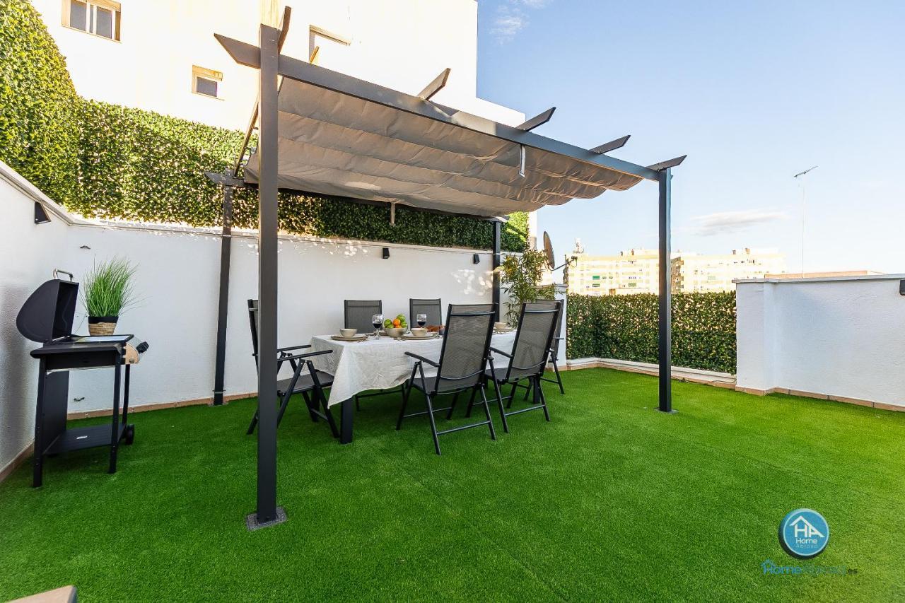 Premium Penthouse With Roof Terrace And Parking In Carlos Haya Málaga Exterior foto